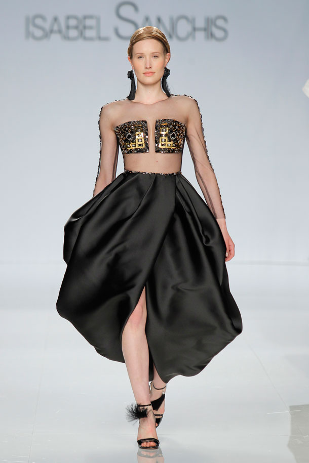 ilovebrides.pt Isabel Sanchis 2018 Barcelona Bridal Fashion Week 2017